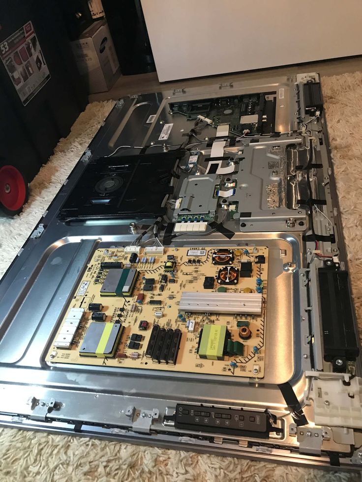 Smart TV service bench